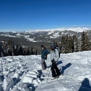 Meet your Posher, Jennie